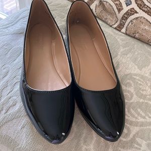 Cusionaire patent flats